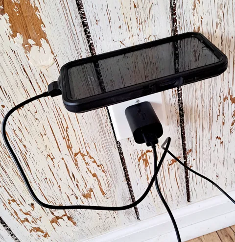 Outlet Cover with Shelf for Phone, 2or4 plug model view 3