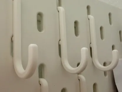 IKEA SKÅDIS 挂钩