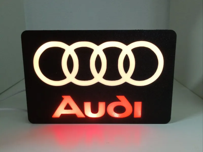 Luminária Audi