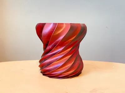 Spiral Pen Holder
