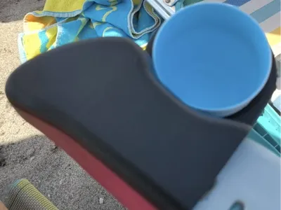 Cup holder for foldable beach chairs
