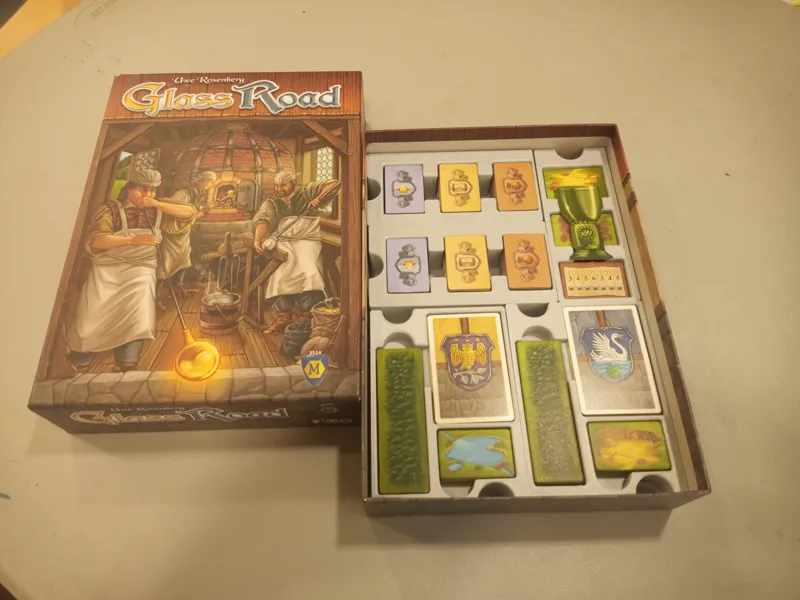 Glass Road Organizer