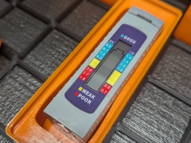 Gridfinity Battery Tester Cubby