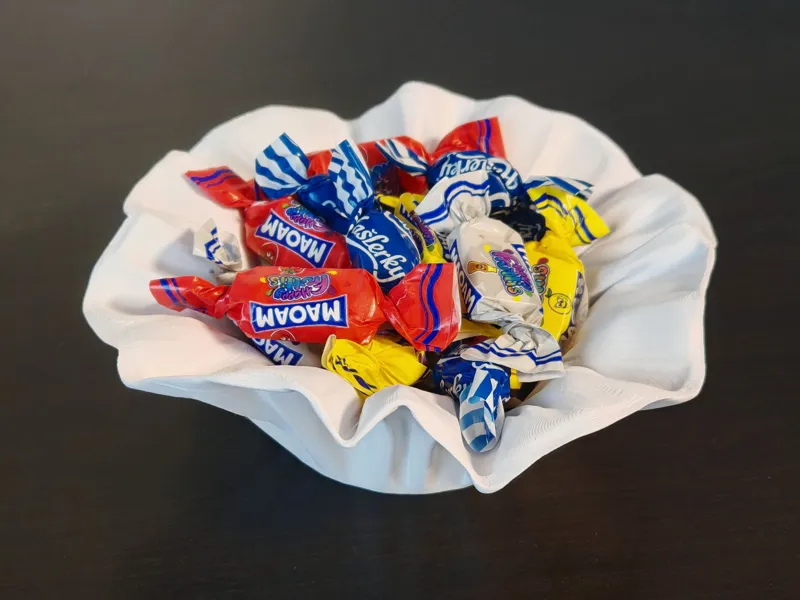 Wrinkled bowl
