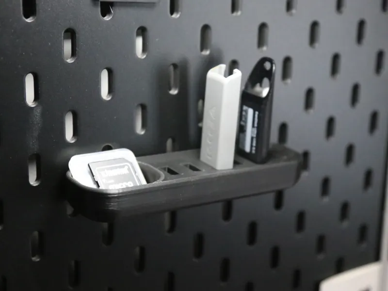 Ikea skadis supporto per penne usb e memory card
