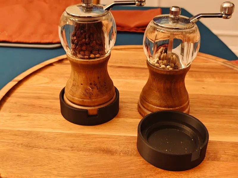 Pepper catcher