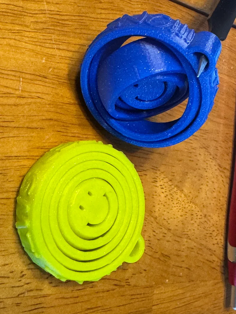 Smile Gyro Keychain