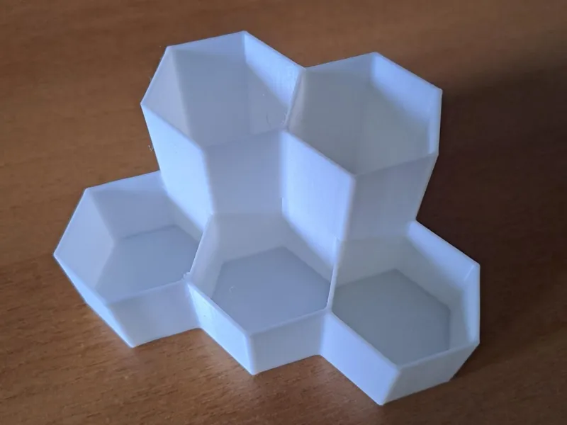 Hexagonal desk organizer
