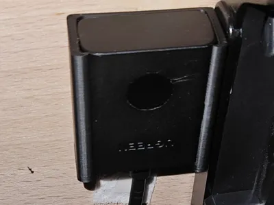 Power Strip Holder v1-UGREEN USB SWITCH