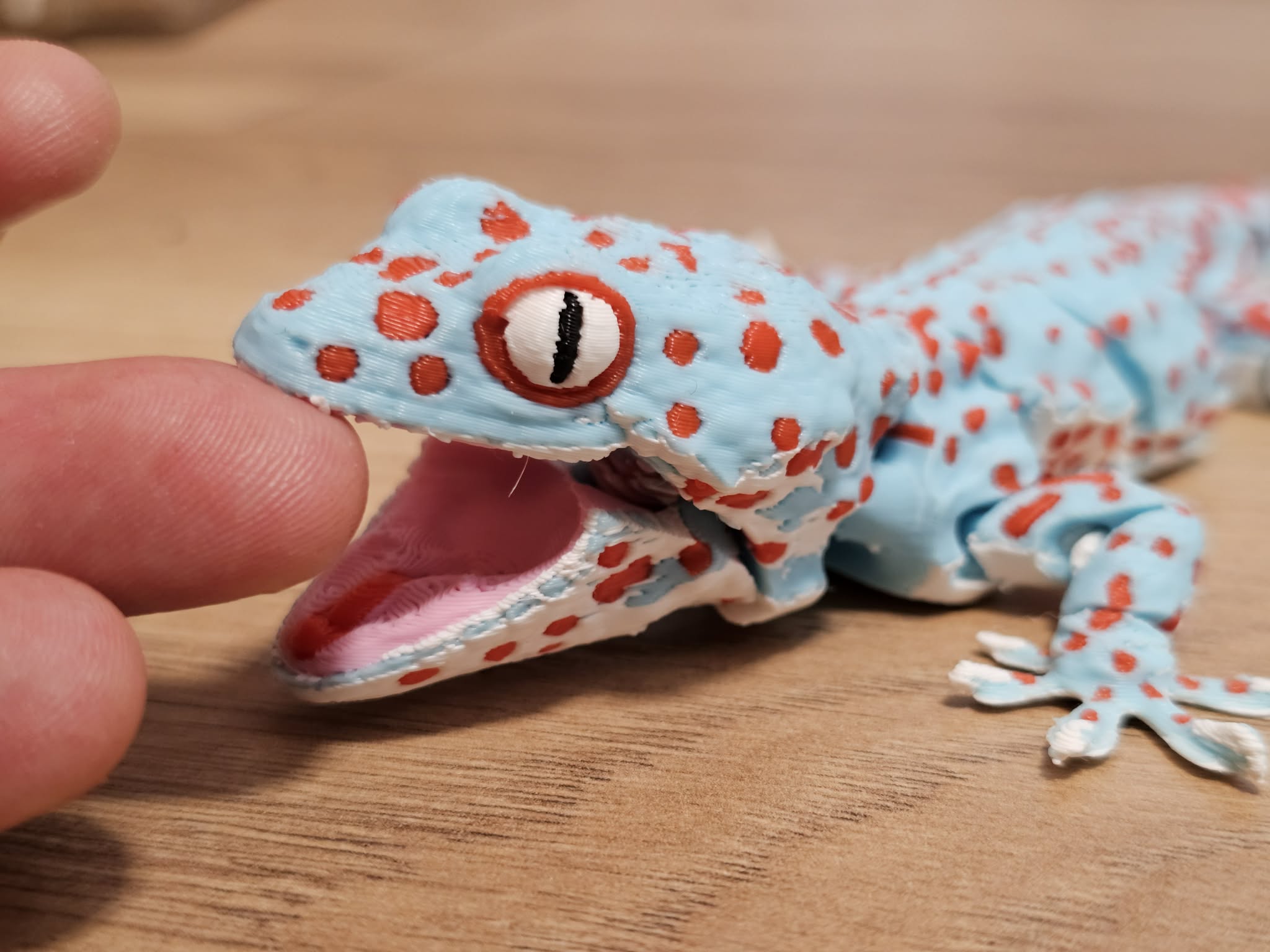 Realistic Flexi Tokay Gecko - 1