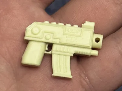 Warhammer Bolt Gun - Keychain