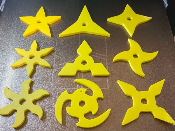Étoiles de ninja décoratives