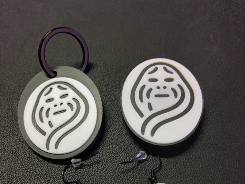 Bigfoot Face in Circle