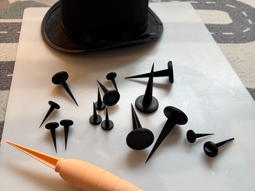 Snowman Kit – 3D Printed Snowman Nose & Buttons