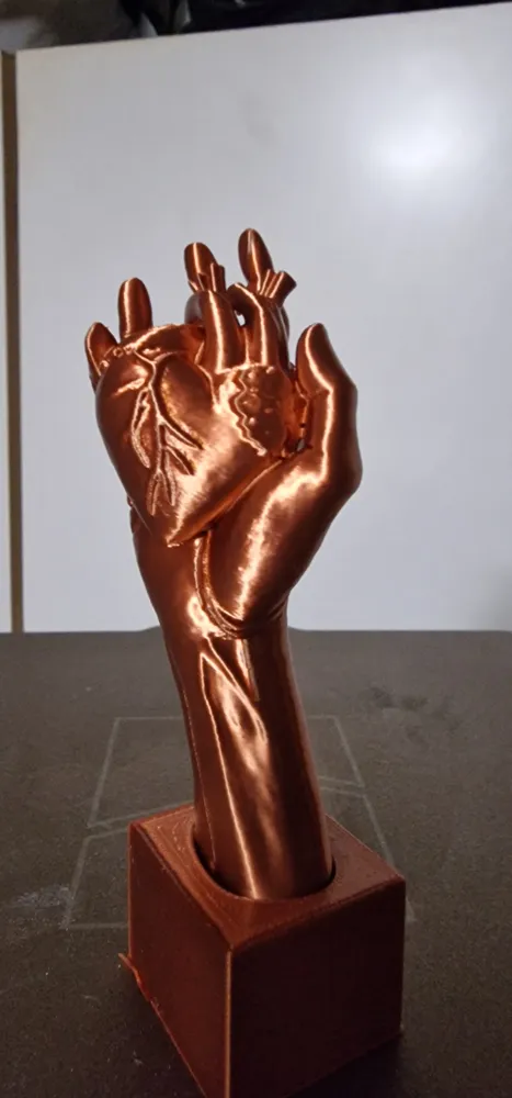 heart hand - Free 3D Print Model - MakerWorld