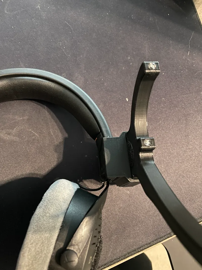 DelanClip TrackIR Headset Mount (Beyerdynamic 900 Pro X and others)