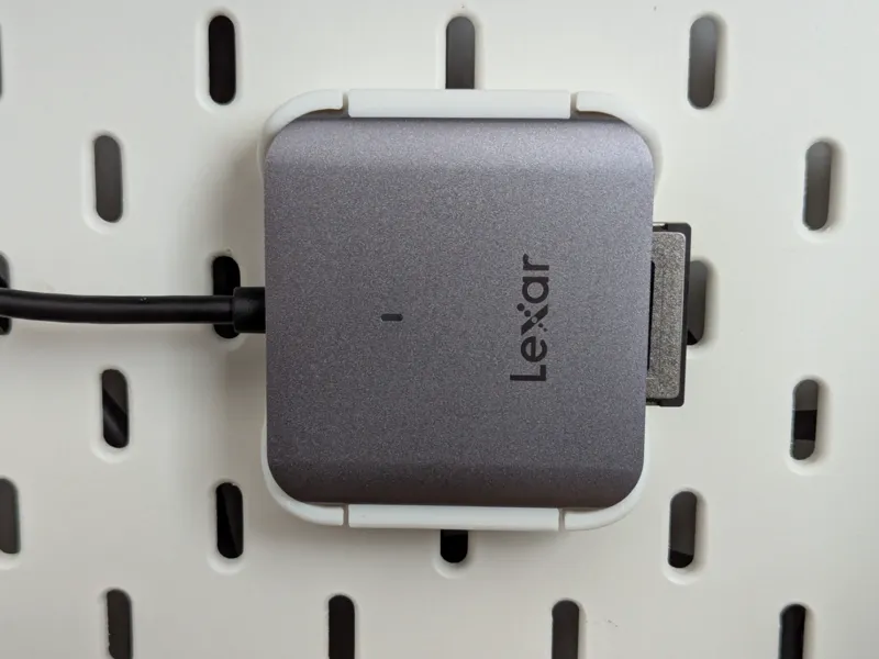 Lexar RW510 Skadis mount