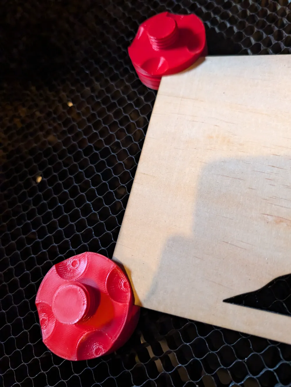 Material Standoff for Laser Cutters by Gianni9300 MakerWorld