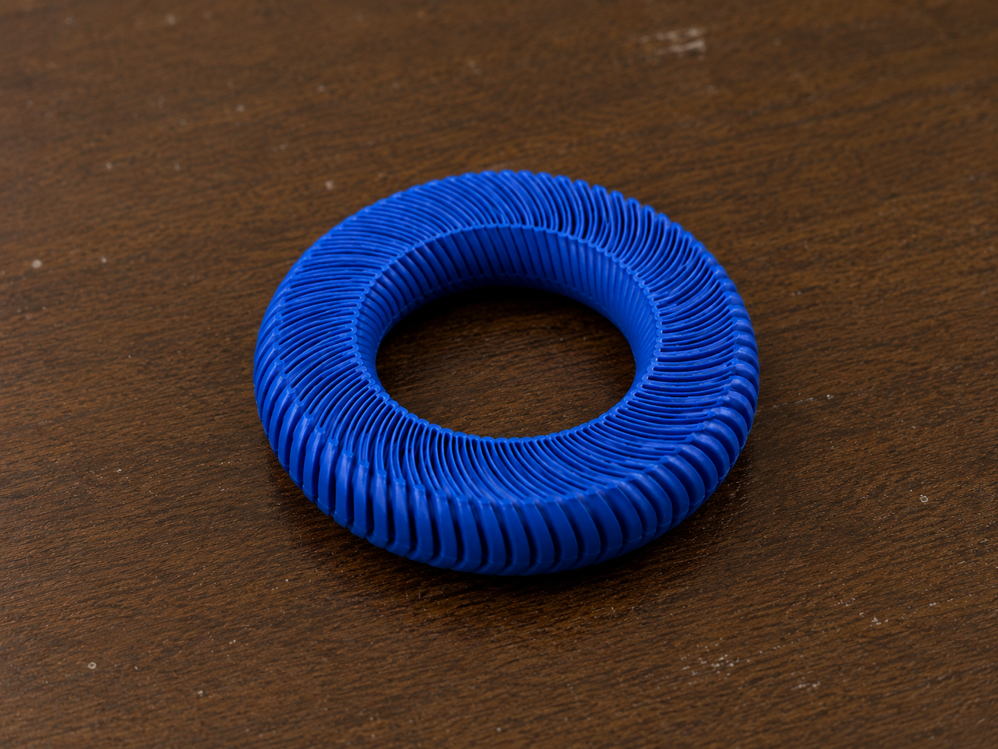 Miniatura 2 do modelo 3D Squishy Loopz - Spiral Donut
