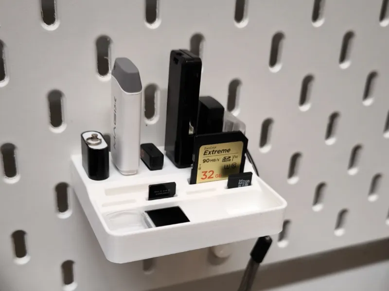 Skadis holder USB, SD and Micro-SD (No support)