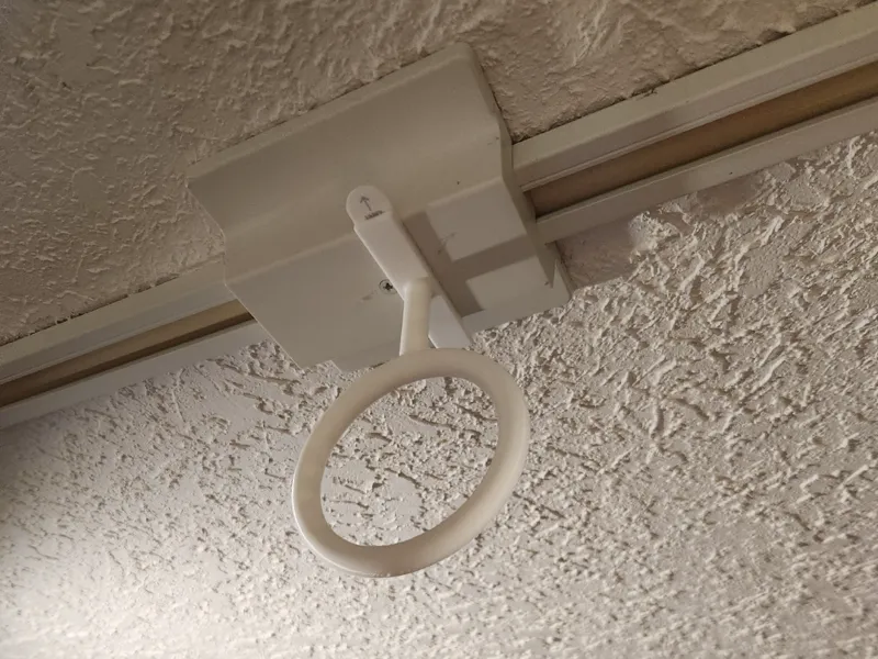 Ceiling Loop Hook for Command Strip