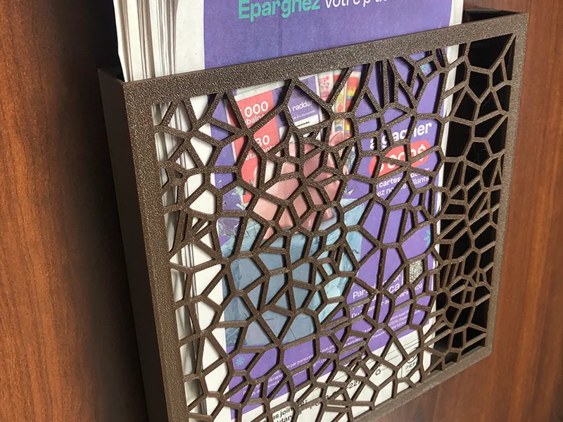 Voronoi Paper Holder