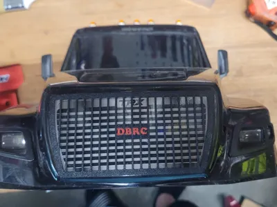 TRX6 Hauler Grill with textplate 
