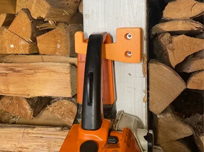 Universal Chainsaw Wall Mount Holder