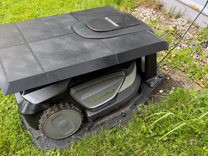 Dach / Garage für Sunseeker S4 Mähroboter