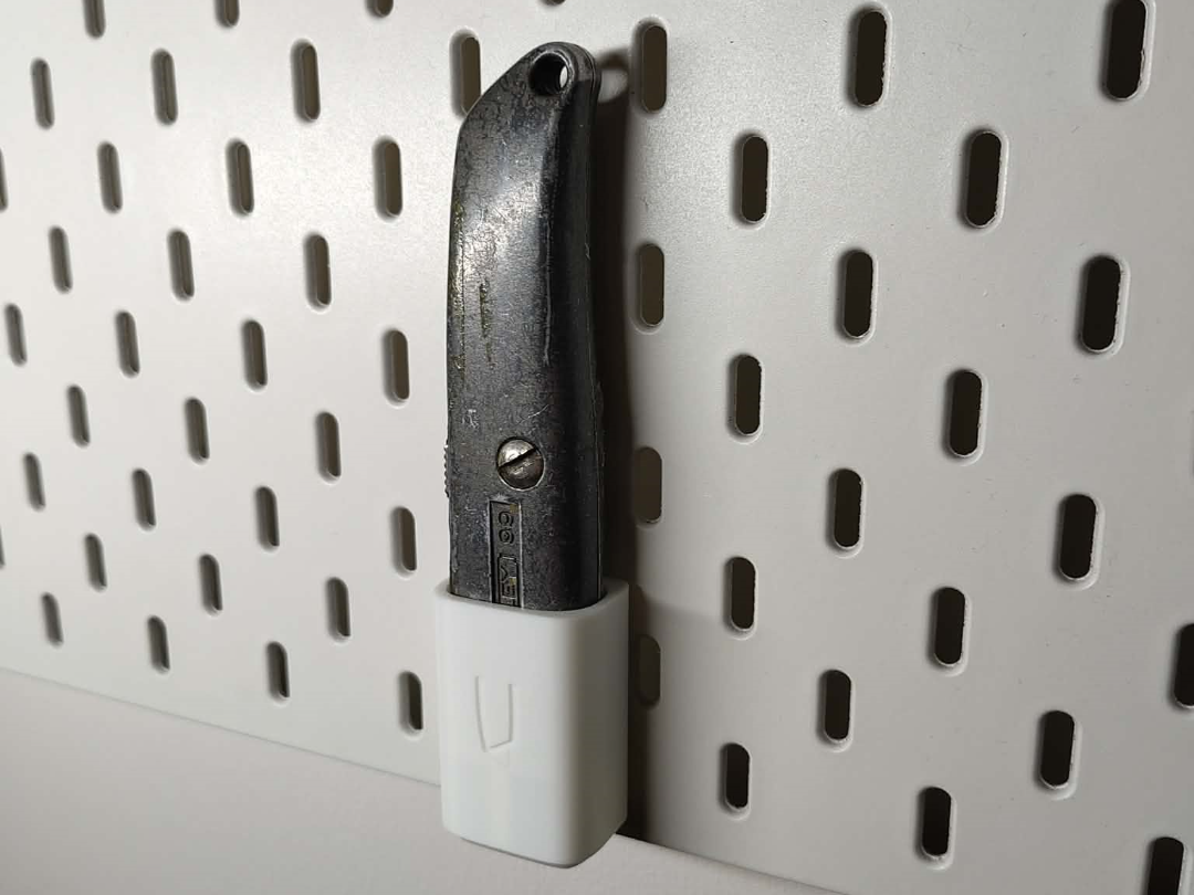 Skadis Mount for Stanley 99 Utility Knife