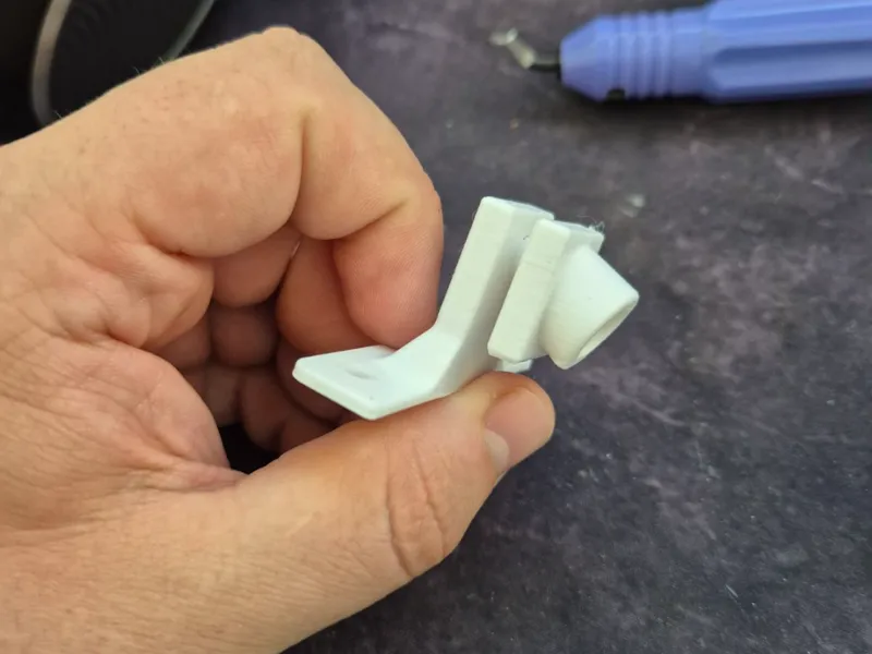 PTFE tube Guide Sunlu FilaDryer S1 down faceing