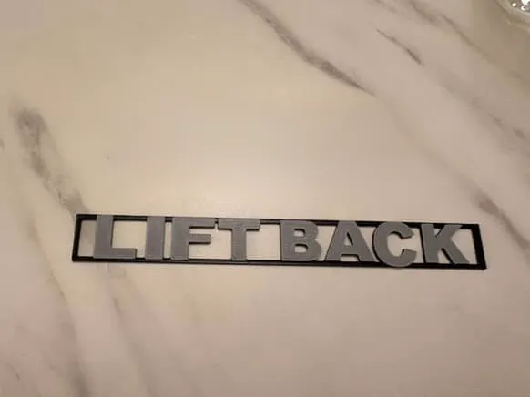 Liftback Logo (TOYOTA)