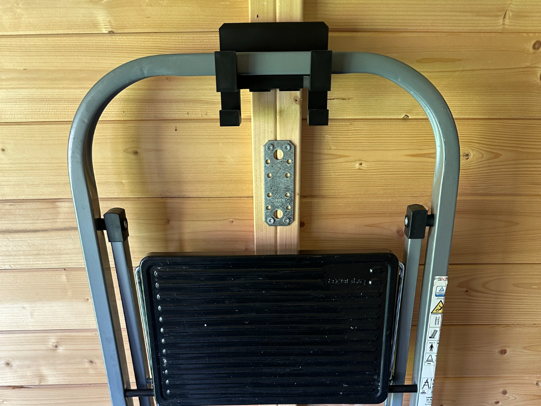 Universal Gerätehalter(Gartenhaus, Keller, Garage)