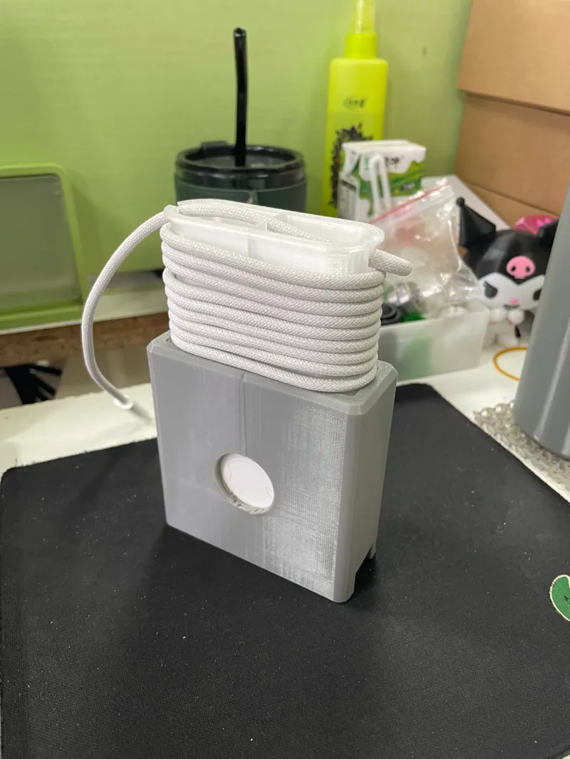 MacBook Pro 96W charger case with cable organizer