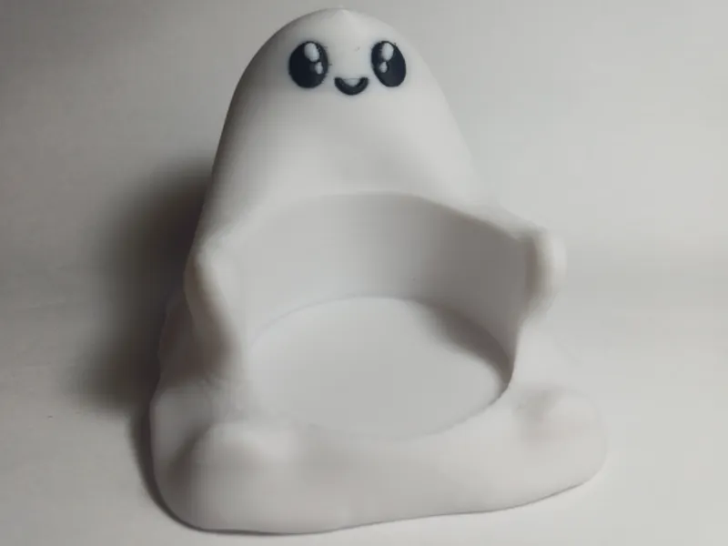 Ghost hugging tealight holder
