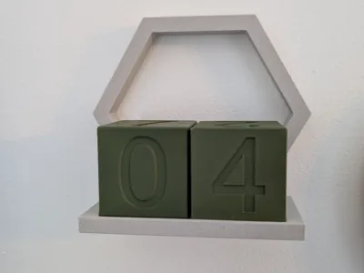 Dice calendar