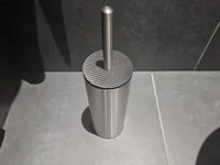 High quality 0.16mm layer, 2 walls, 15% infill