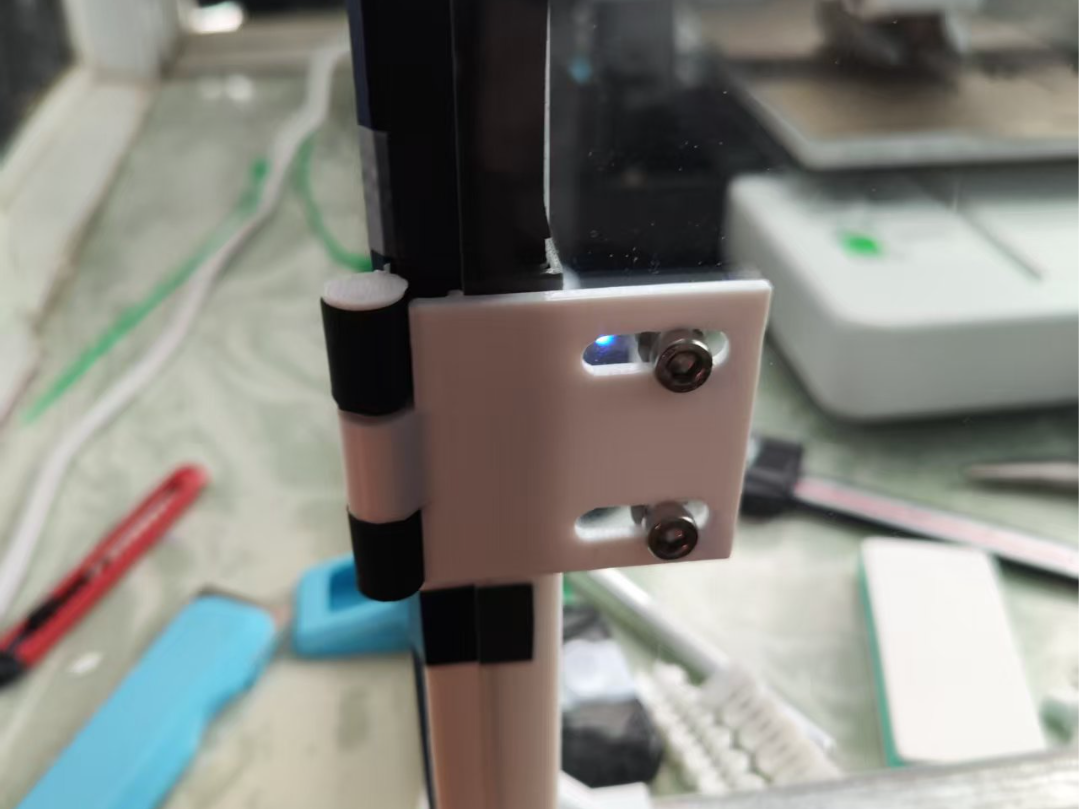 方管封箱合页