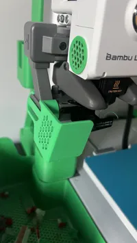 0.2mm layer, 2 walls, 15% infill (mesh deflector) PETG