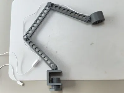 MechaLux - The Overengineered Desktop Lamp