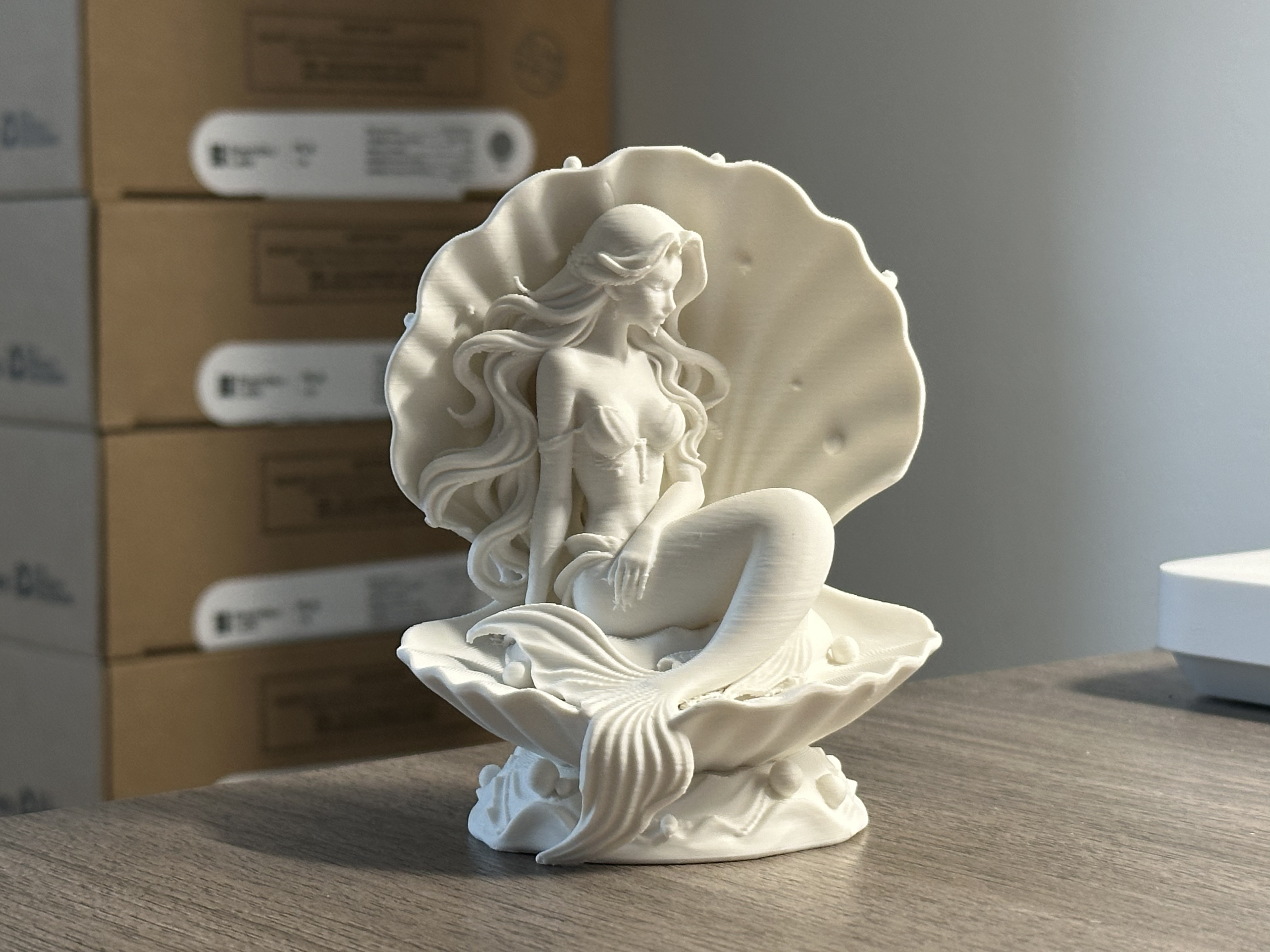 Miniatura 2 do modelo 3D 坐在贝壳里的美人鱼