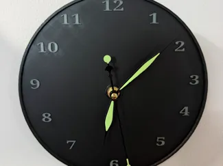 Simple glow in the dark Wall Clock
