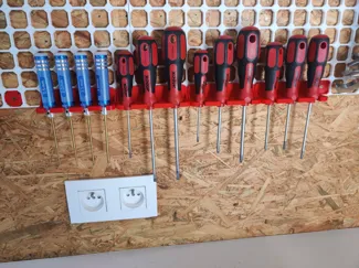 Opengrid screwdriver holders