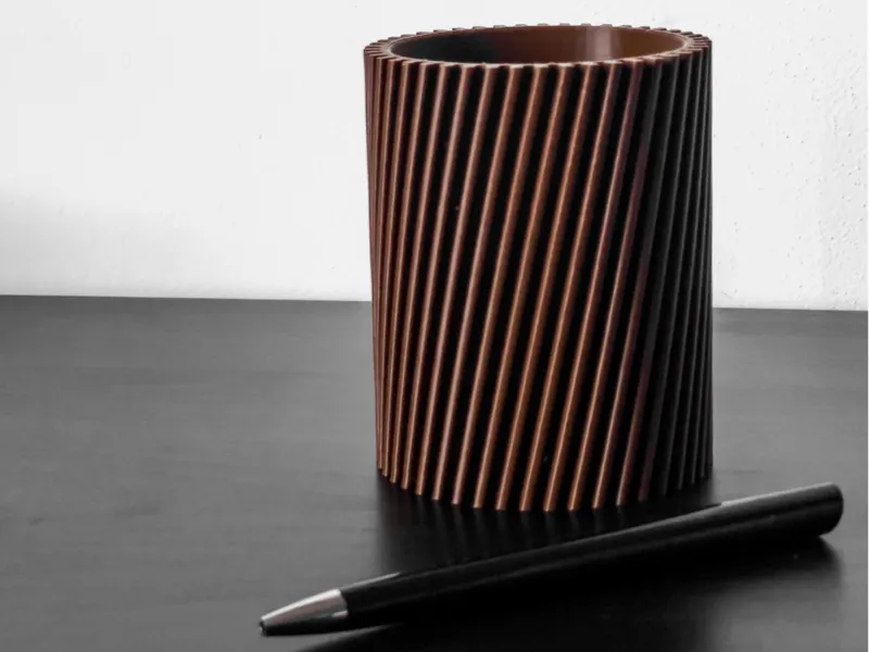 Vaso moderno a spirale design