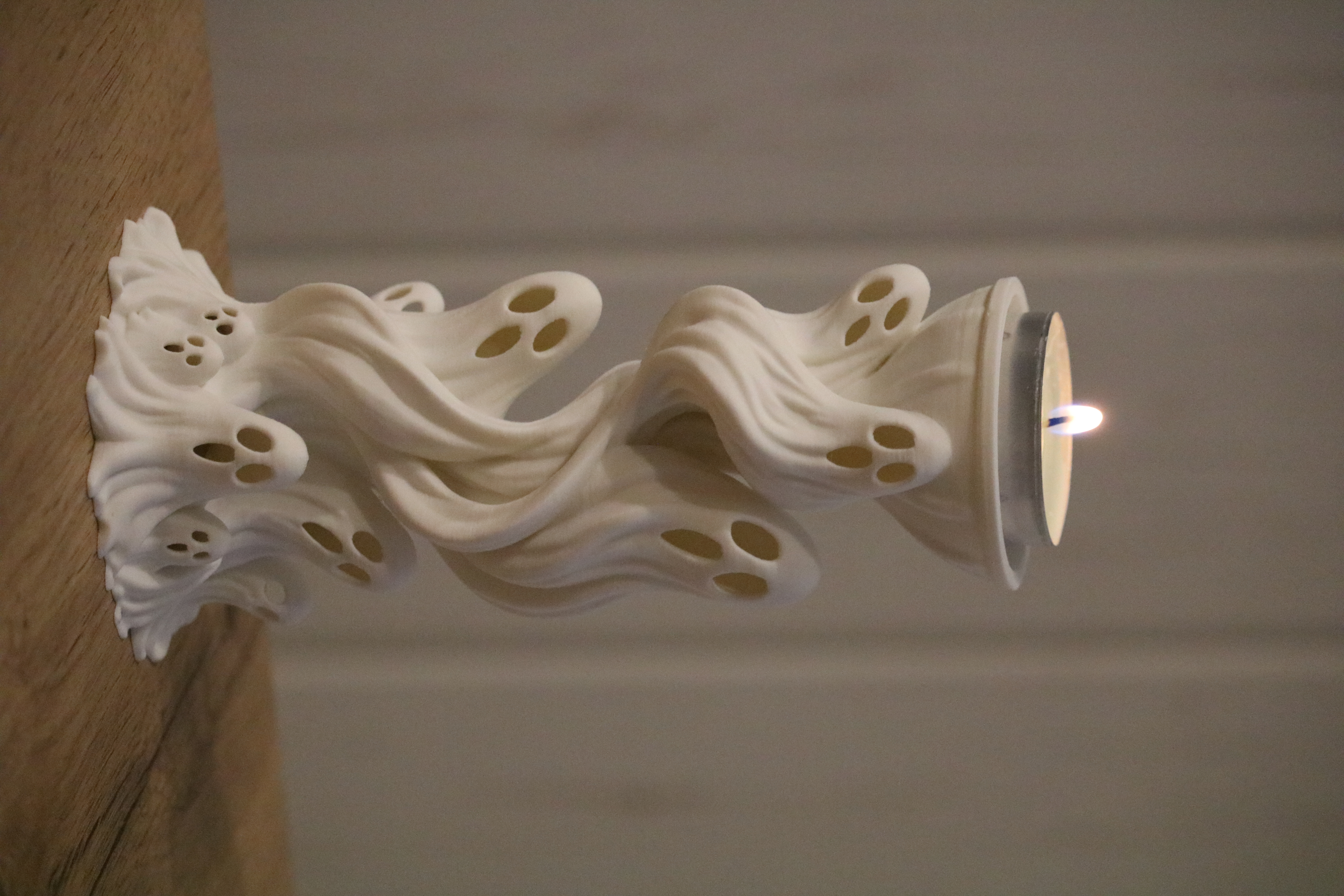 Ghost Swirl Candle Holder - 1