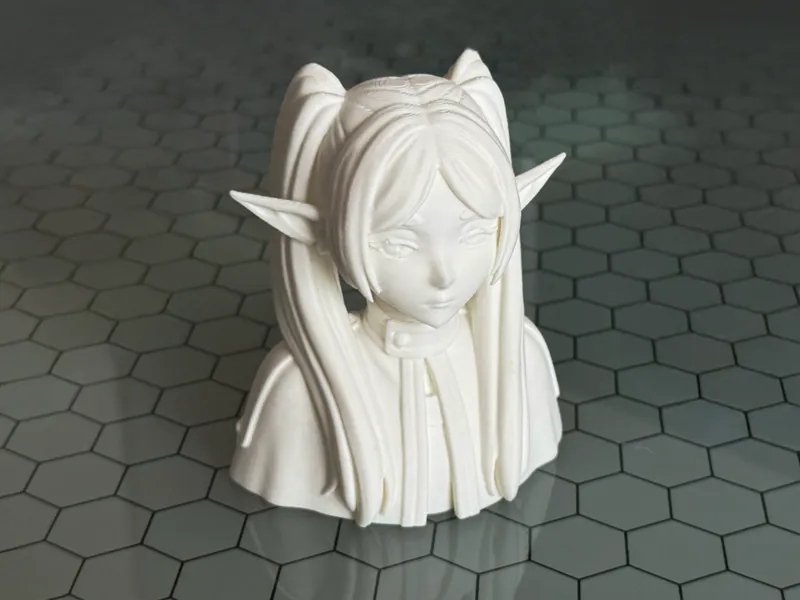 Frieren Bust Statue