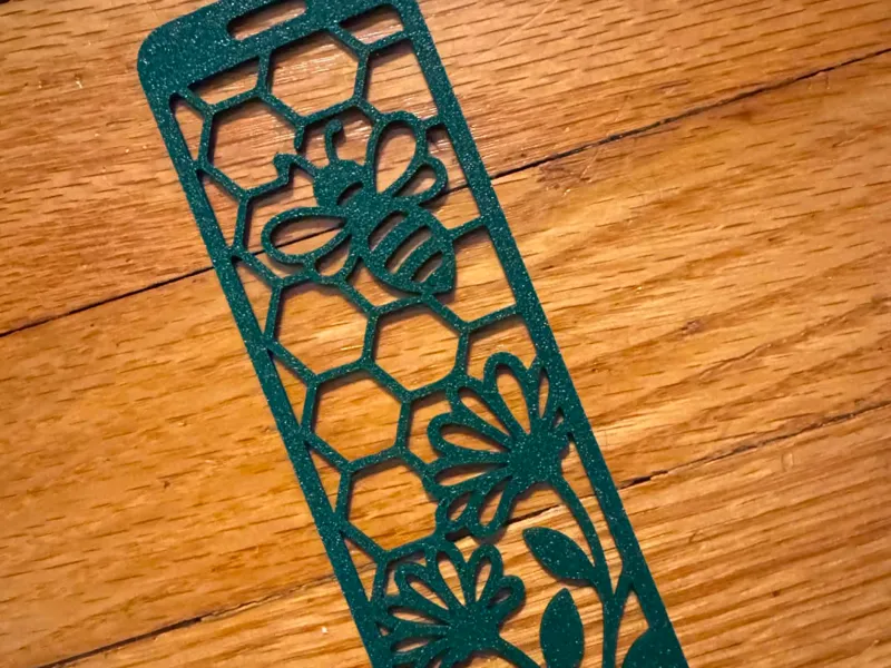 HoneyComb Bee bookmark