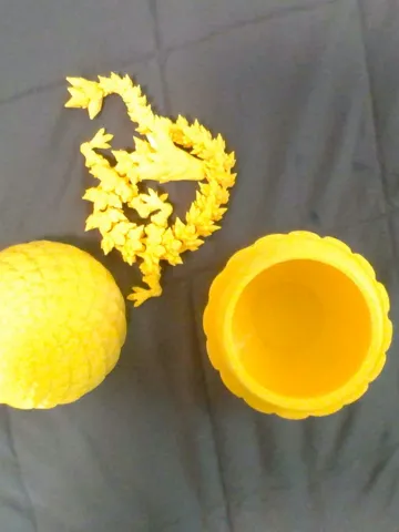 Adorno temático: dragon and egg — vista de referencia 2