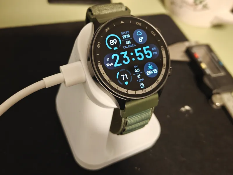 OnePlus Watch 2, 2R, 3, 3R charger dock/stand