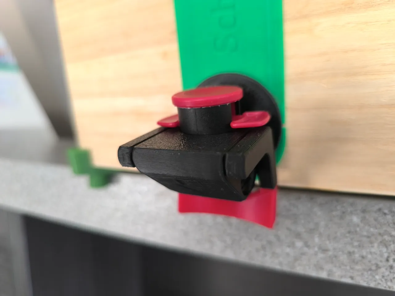 Tap for "Bag in Box" - one hand dispenser view 3